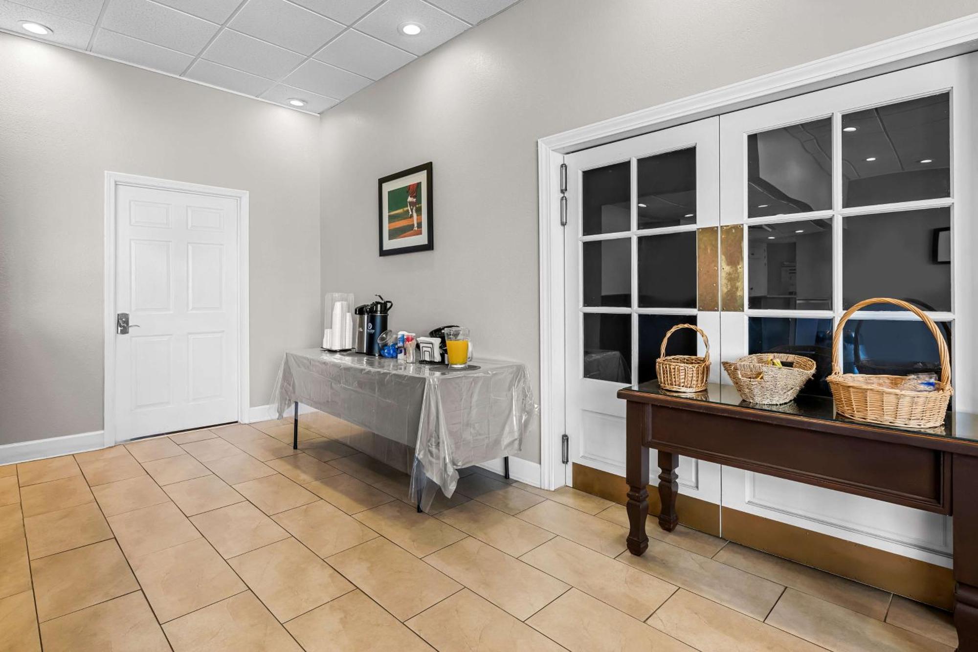 Americas Best Value Inn Hamilton Extérieur photo