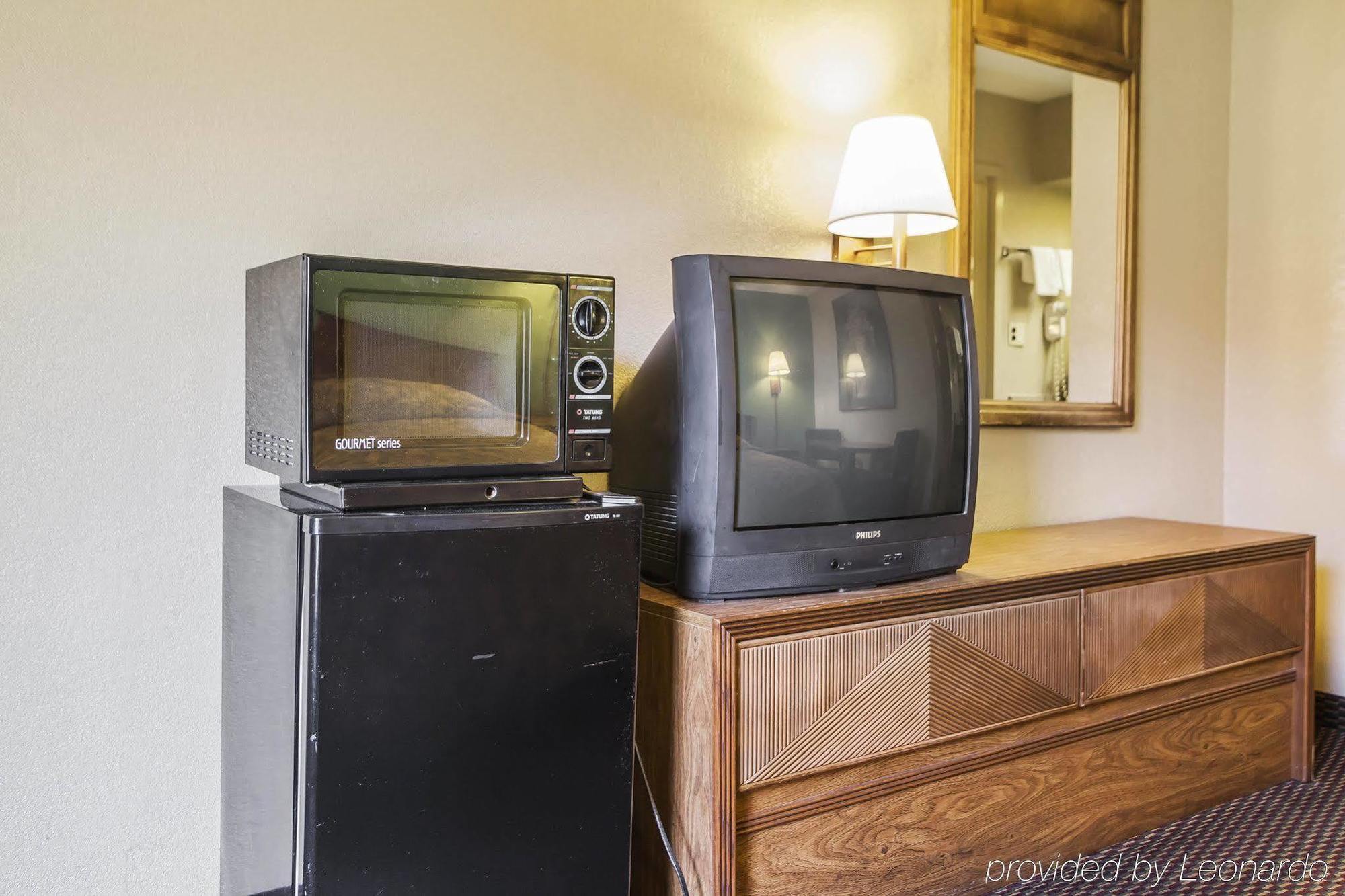 Americas Best Value Inn Hamilton Extérieur photo